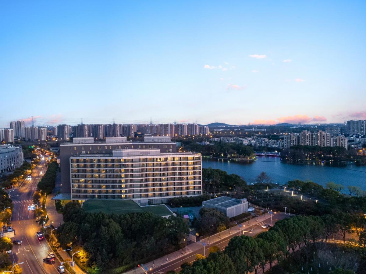Crowne Plaza Shanghai Xiayang Lake By Ihg Qingpu Екстериор снимка