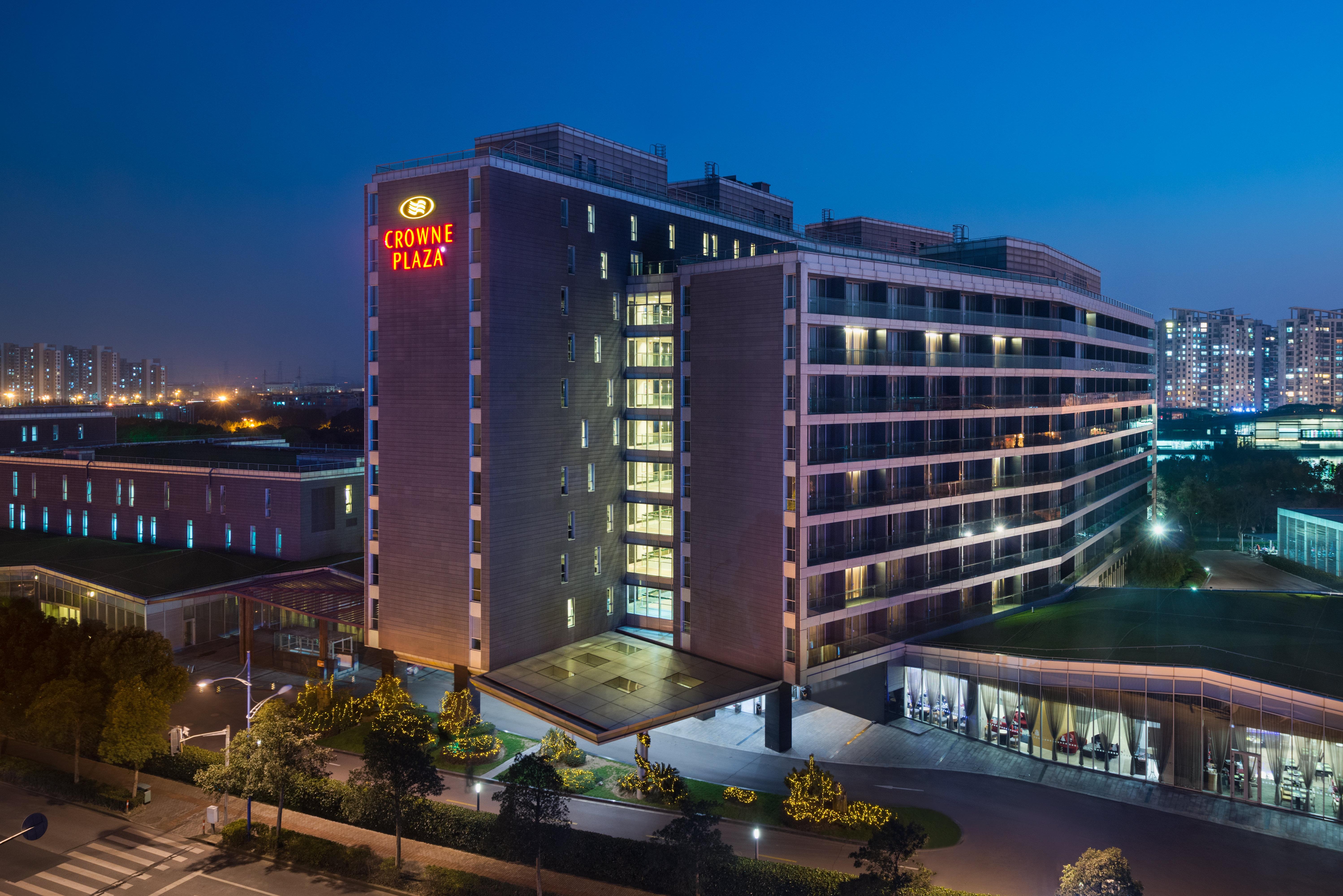 Crowne Plaza Shanghai Xiayang Lake By Ihg Qingpu Екстериор снимка