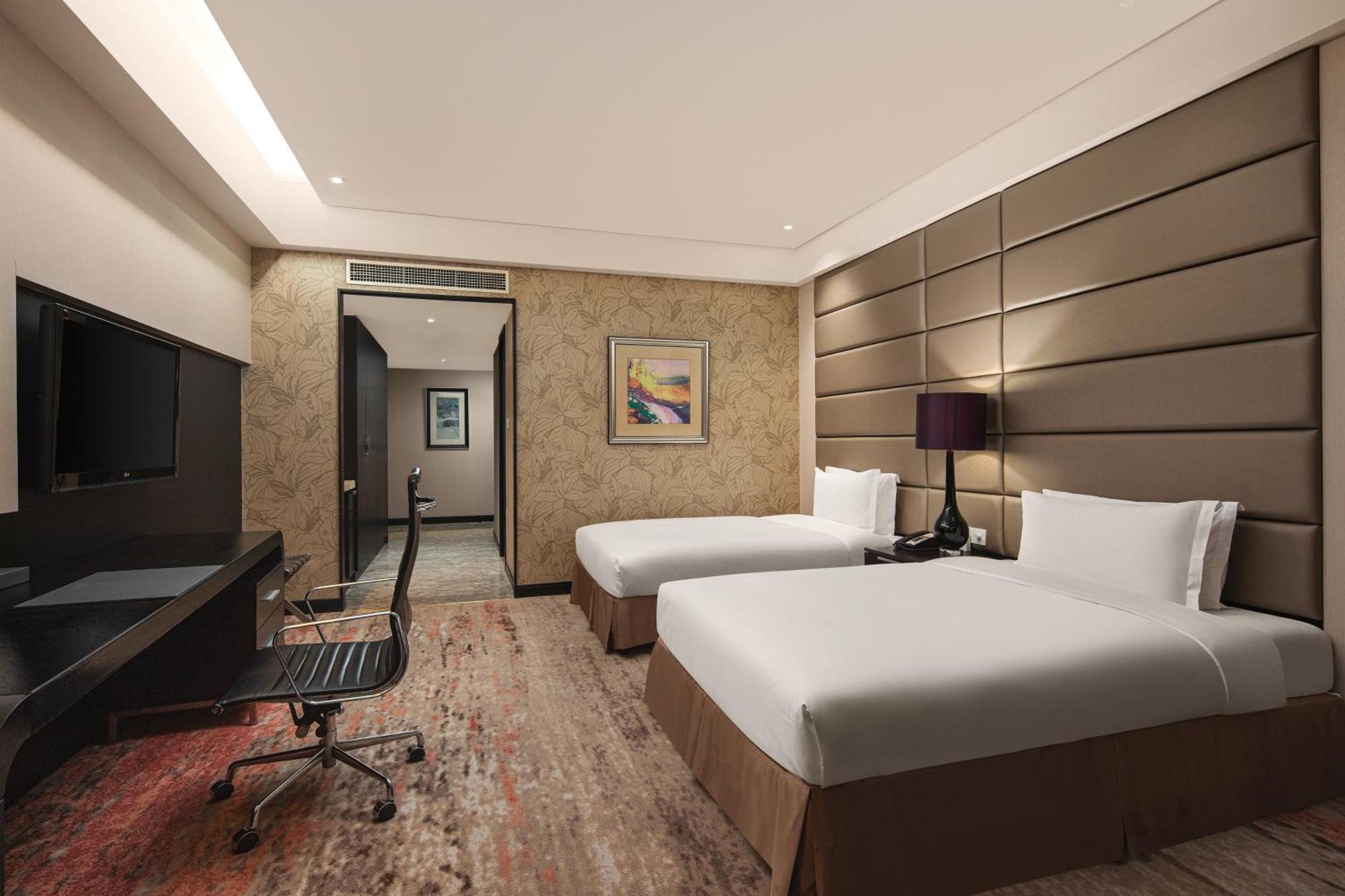 Crowne Plaza Shanghai Xiayang Lake By Ihg Qingpu Екстериор снимка